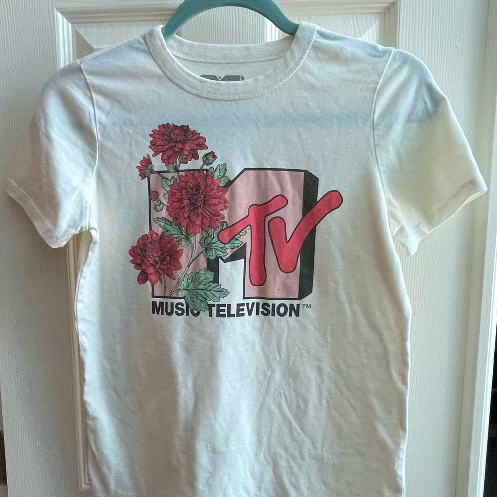 MTV Cream Floral Graphic Tee